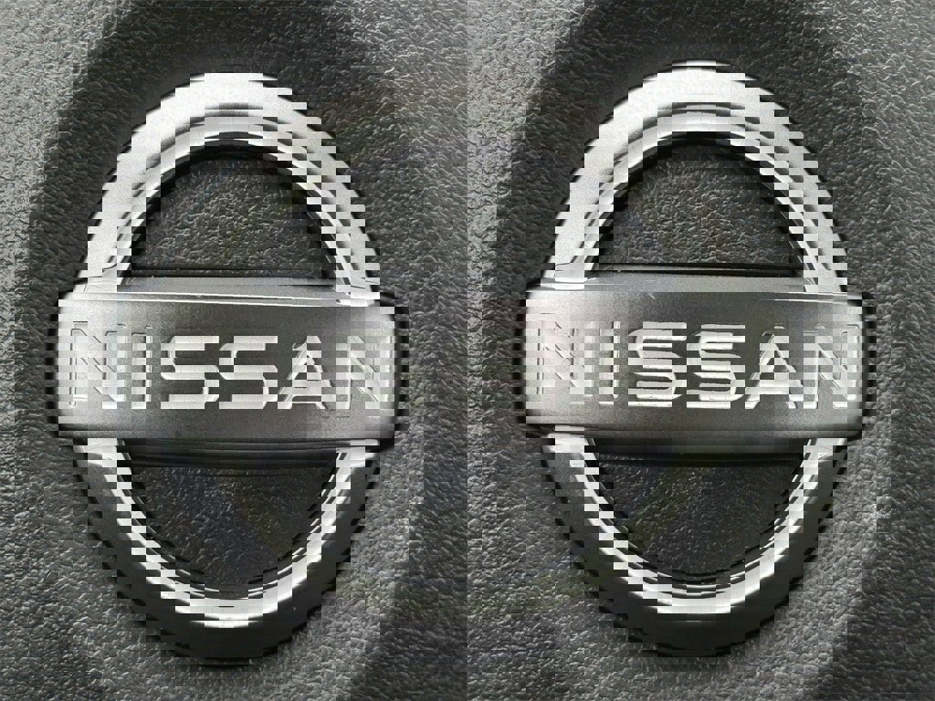 Used 2025 Nissan Altima 2.5 SV image 24