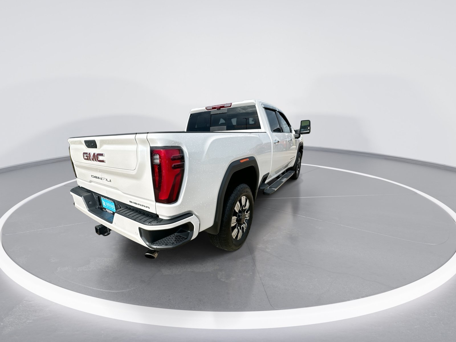 Certified 2024 GMC Sierra 2500 Denali w/ Denali Reserve Package AWD/4WD image 8
