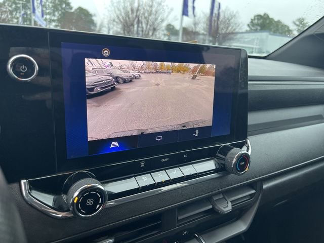 Used 2023 Chevrolet Colorado W/T image 28