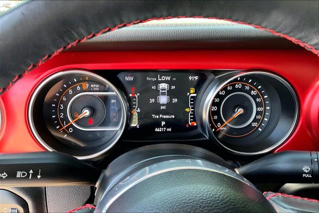 Used 2023 Jeep Gladiator Rubicon w/ Cold Weather Group AWD/4WD image 19