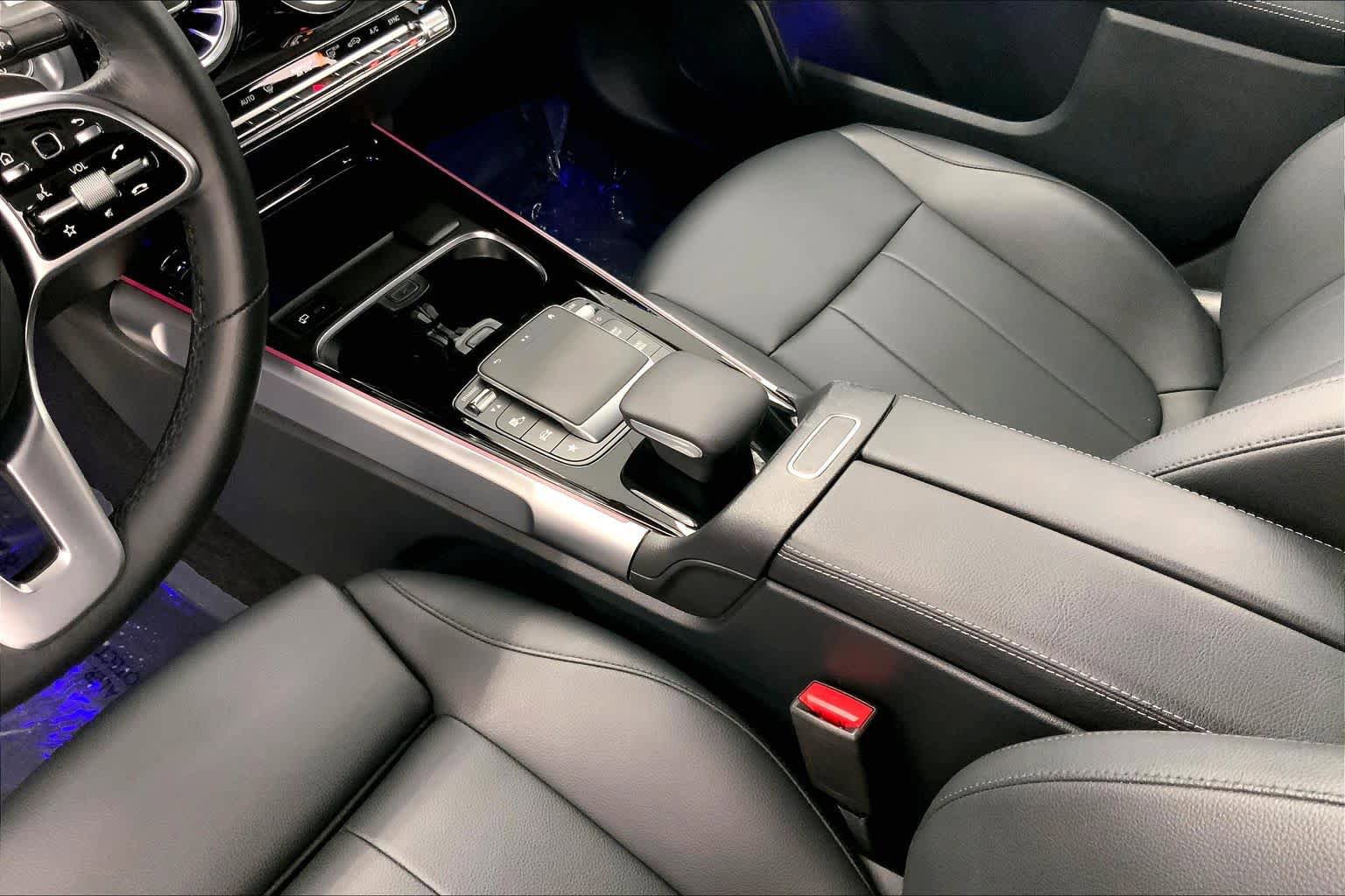 Certified 2022 Mercedes-Benz GLB 250 image 26