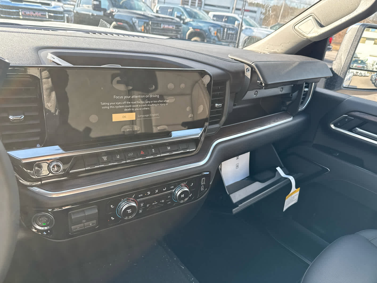 New 2026 GMC Sierra 2500 SLT image 24