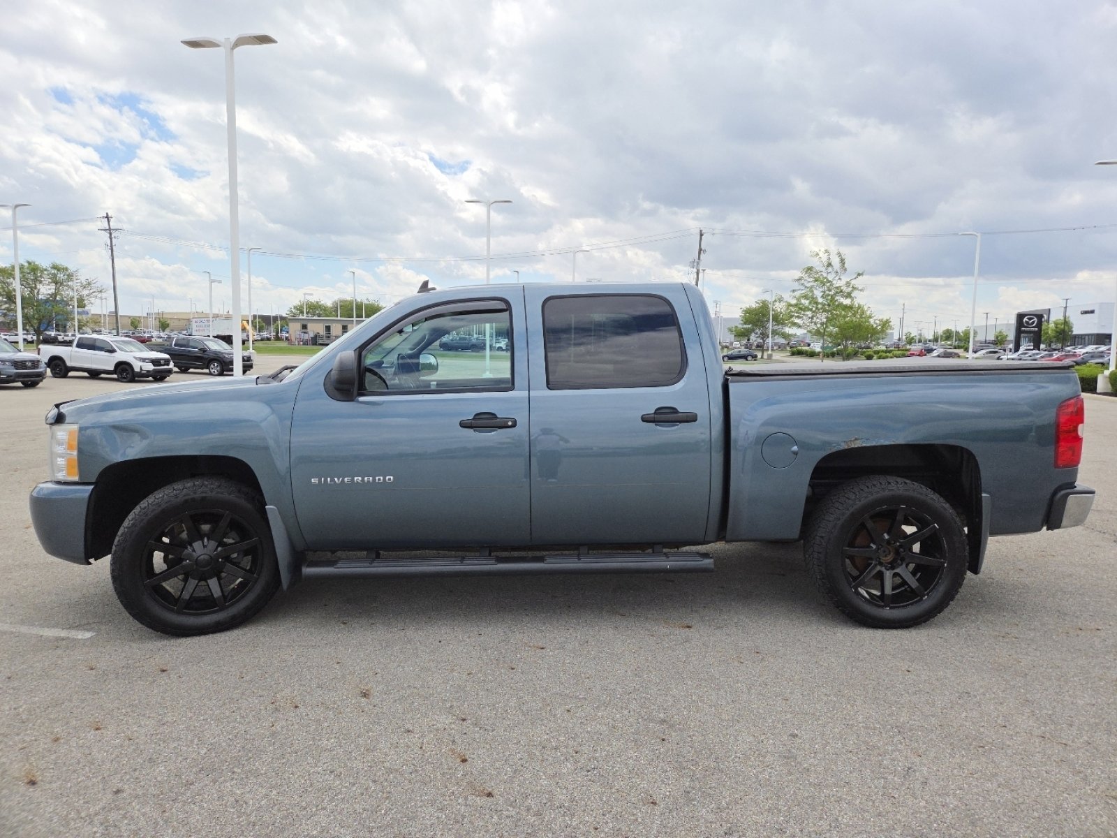 Used 2010 Chevrolet Silverado 1500 LT w/ Power Pack Plus AWD/4WD image 12