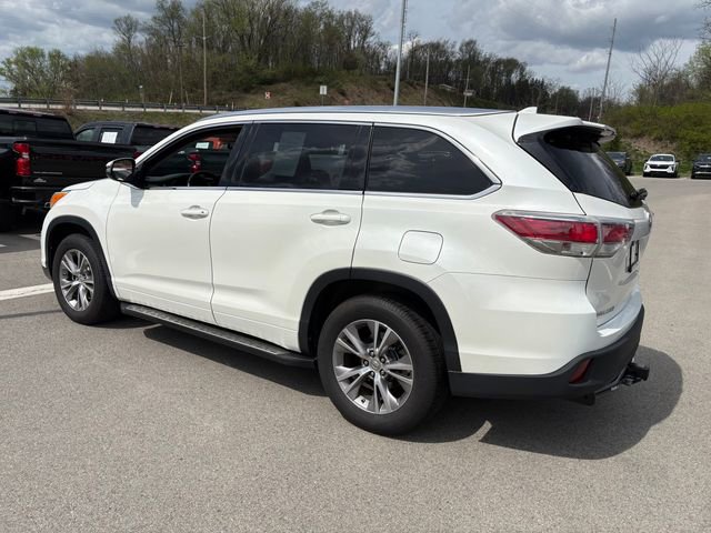 Used 2014 Toyota Highlander XLE FWD image 7