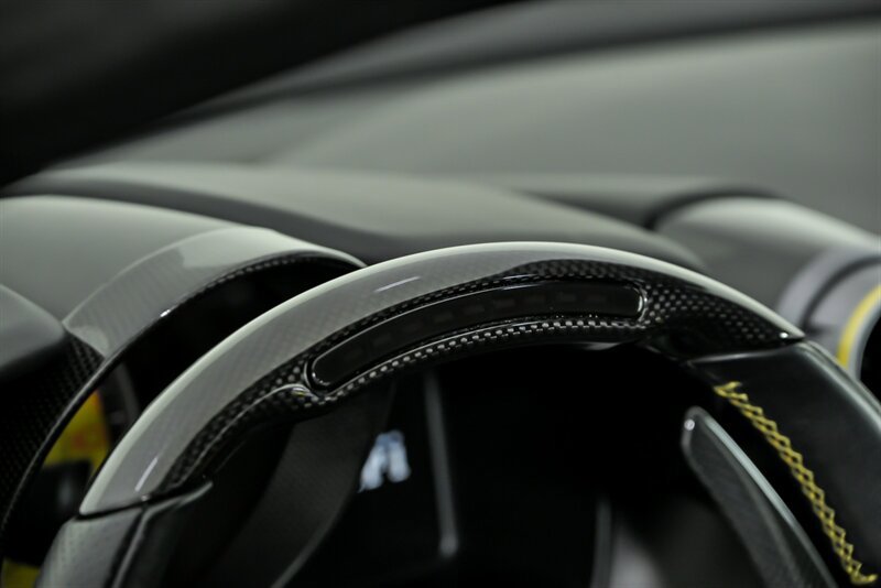 Used 2021 Ferrari F8 Tributo RWD image 25