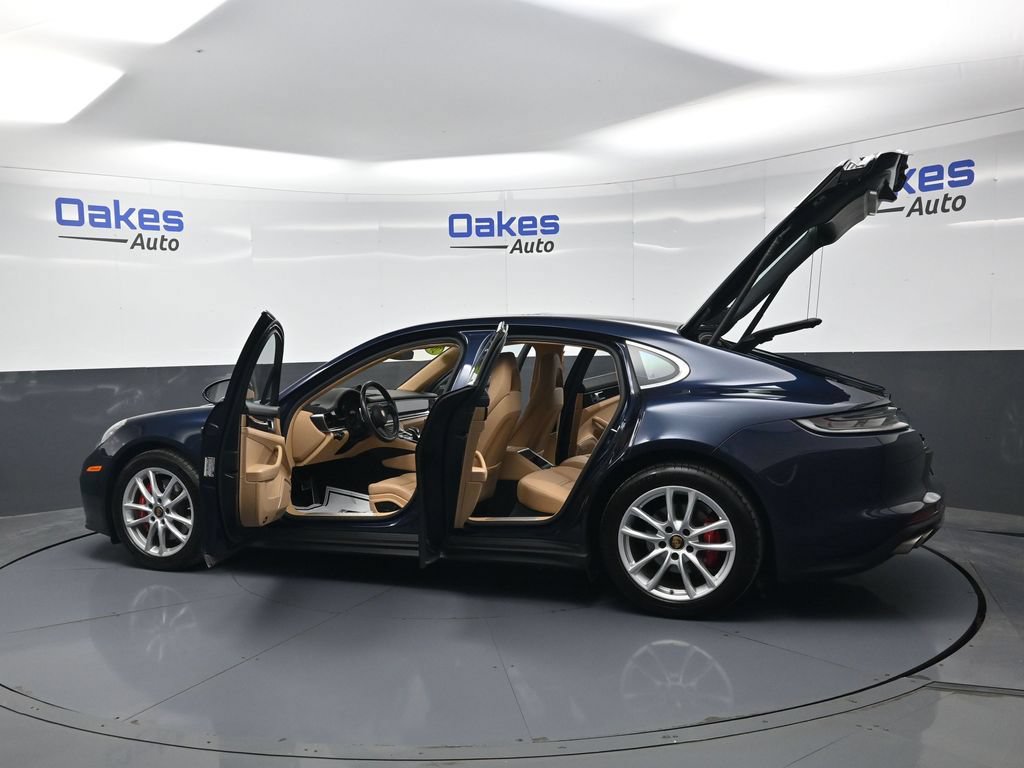 Used 2023 Porsche Panamera 4S w/ Premium Package AWD/4WD image 56