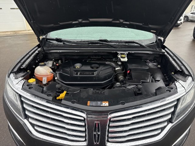 Used 2017 Lincoln MKC Premiere image 9