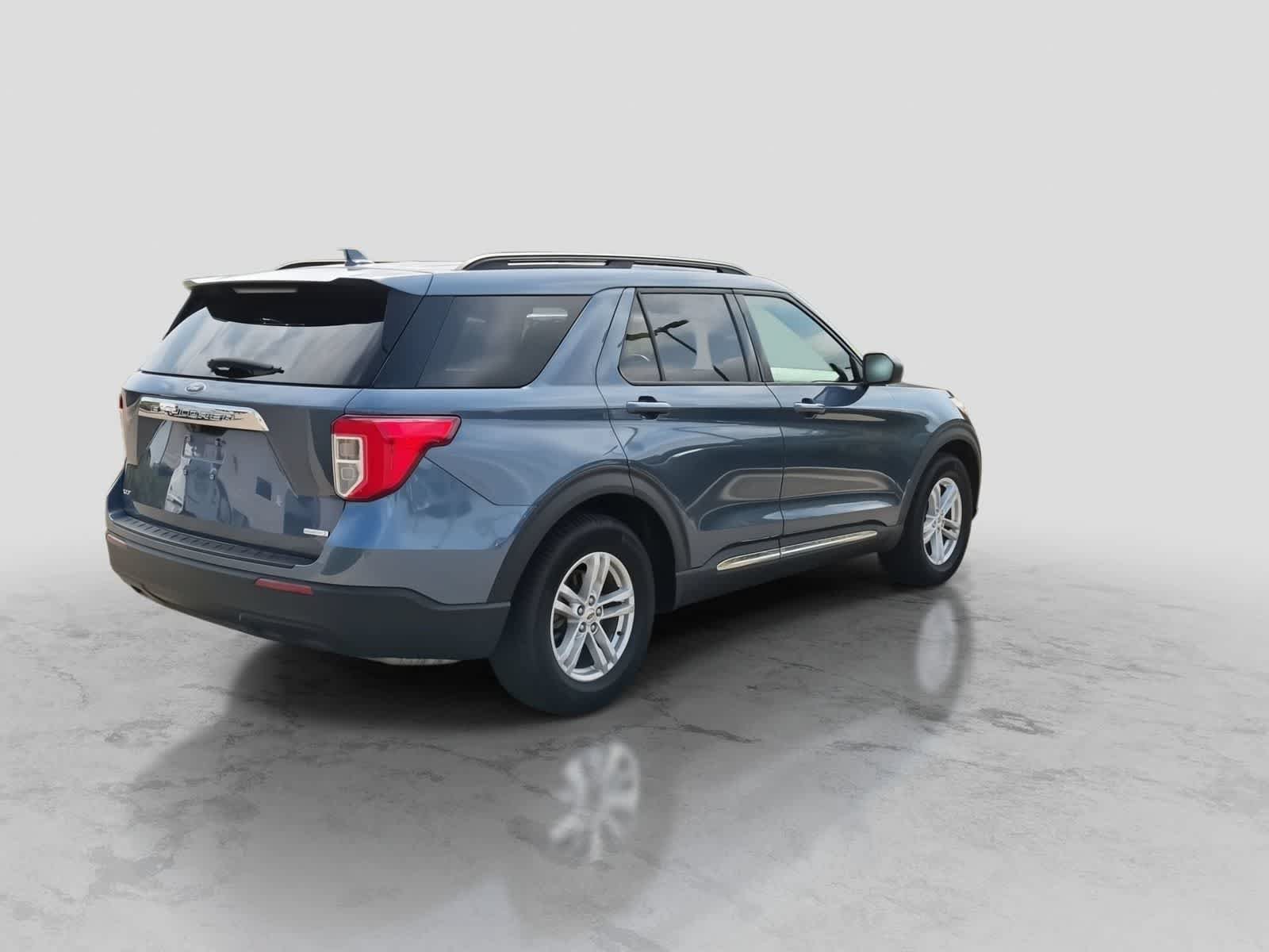 Used 2020 Ford Explorer XLT RWD image 8