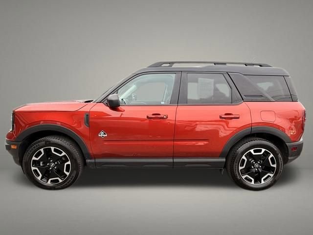 Used 2023 Ford Bronco Sport Outer Banks w/ Tech Package AWD/4WD image 2