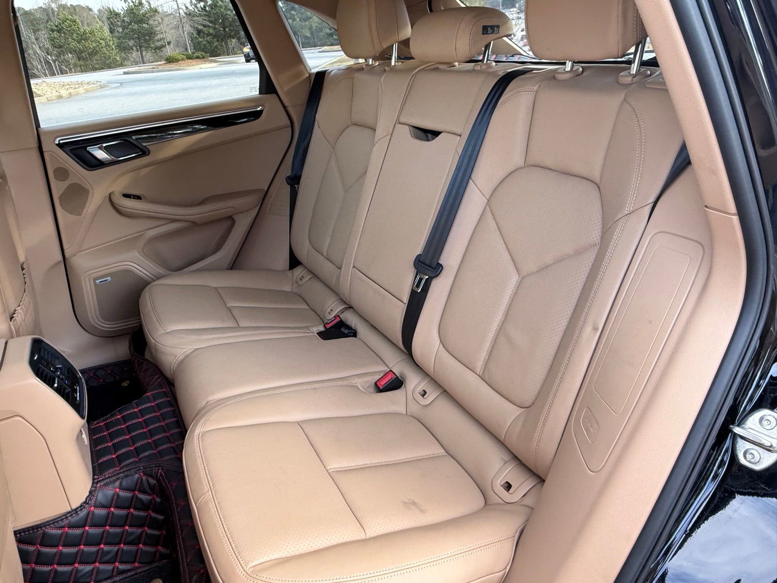 Used 2017 Porsche Macan S image 41