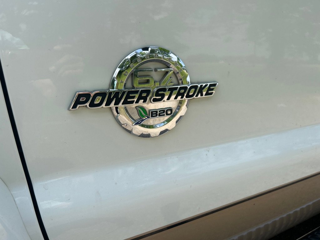 Used 2011 Ford F450 Lariat w/ Lariat Ultimate Pkg AWD/4WD image 27