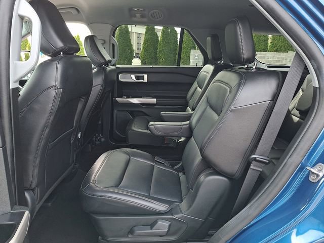Used 2023 Ford Explorer Limited AWD/4WD image 10