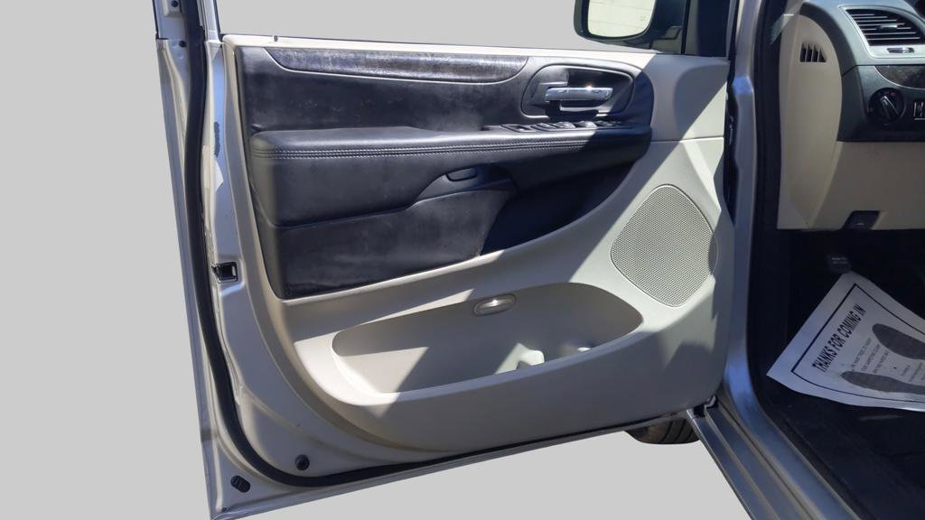 Used 2011 Dodge Grand Caravan Mainstreet w/ PWR Convenience Group FWD image 15