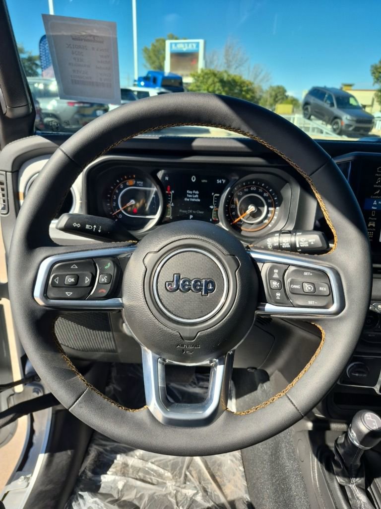 Used 2024 Jeep Wrangler Sahara w/ Technology Group image 33