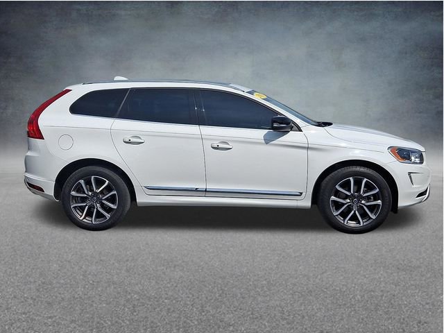 Used 2017 Volvo XC60 T6 Dynamic w/ Climate Package image 7