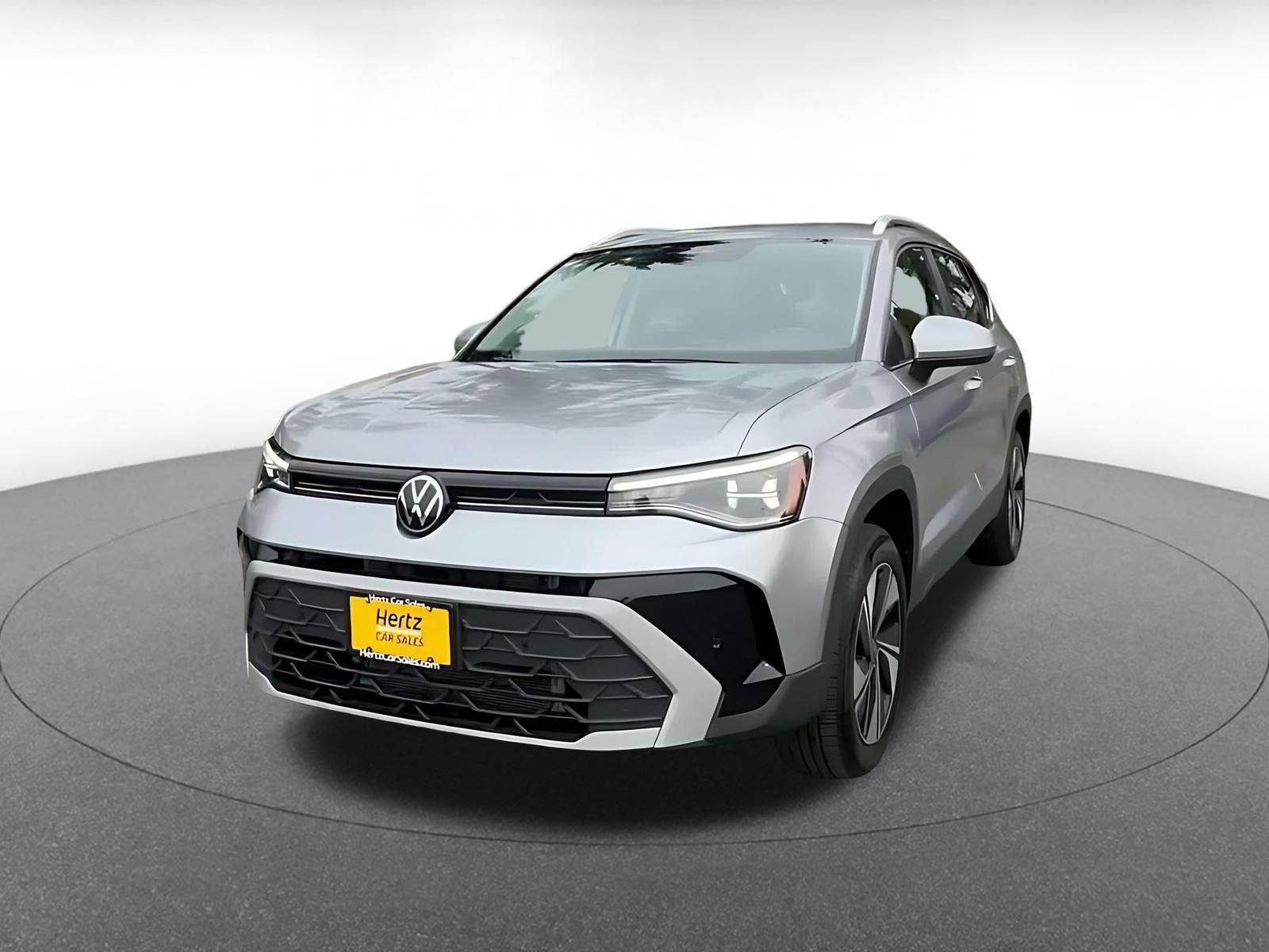 Used 2026 Volkswagen Taos SE AWD/4WD image 5