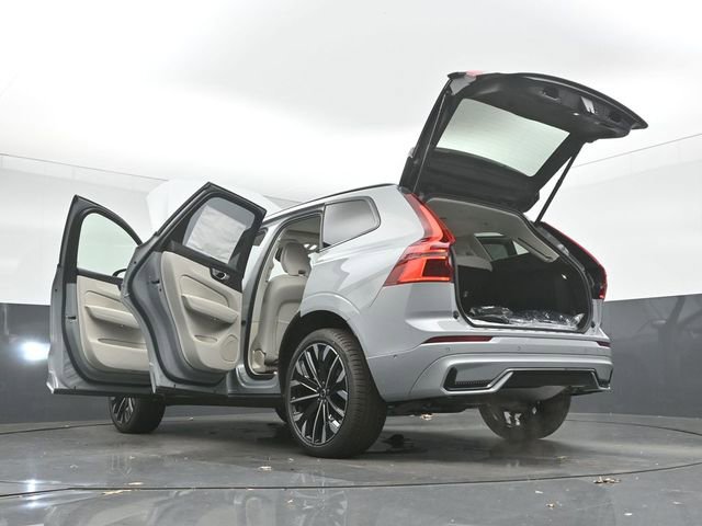 New 2026 Volvo XC60 B5 Ultra w/ Protection Package Premier image 57