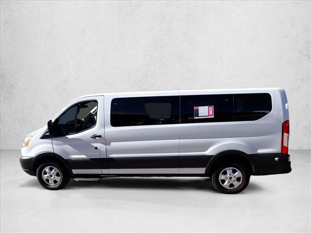 Used 2018 Ford Transit 350 XLT image 2