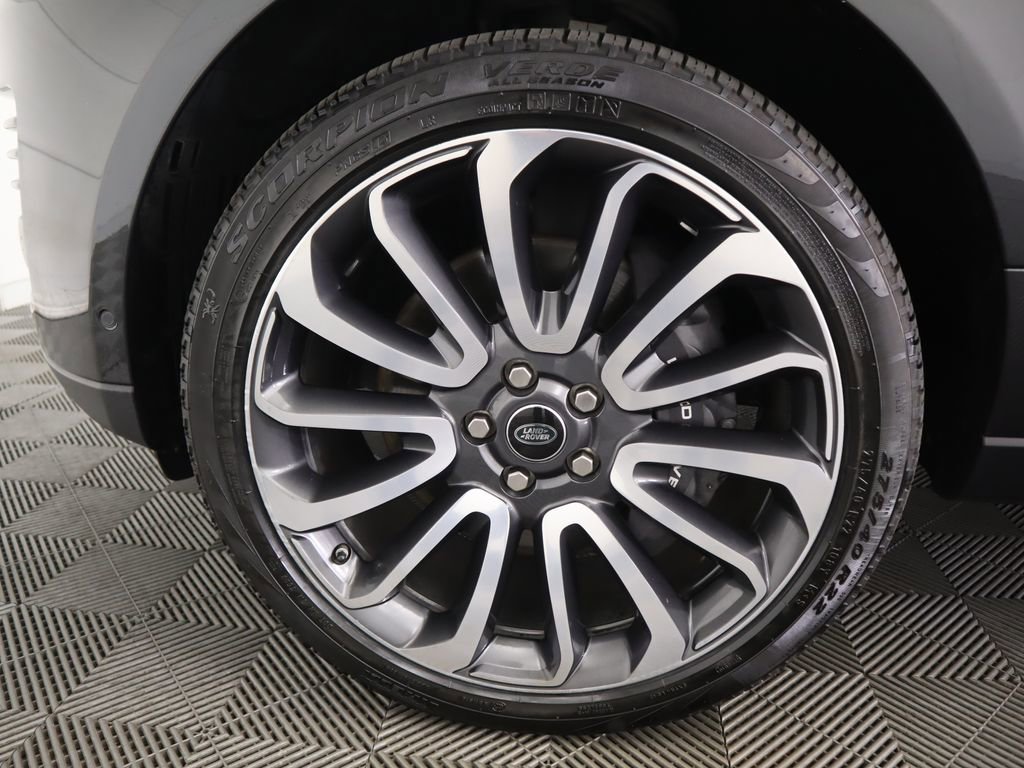 Used 2018 Land Rover Range Rover Supercharged image 30