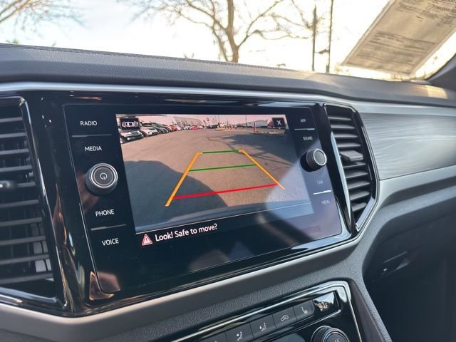 Used 2023 Volkswagen Atlas Cross Sport SE w/ Panoramic Sunroof Package image 23