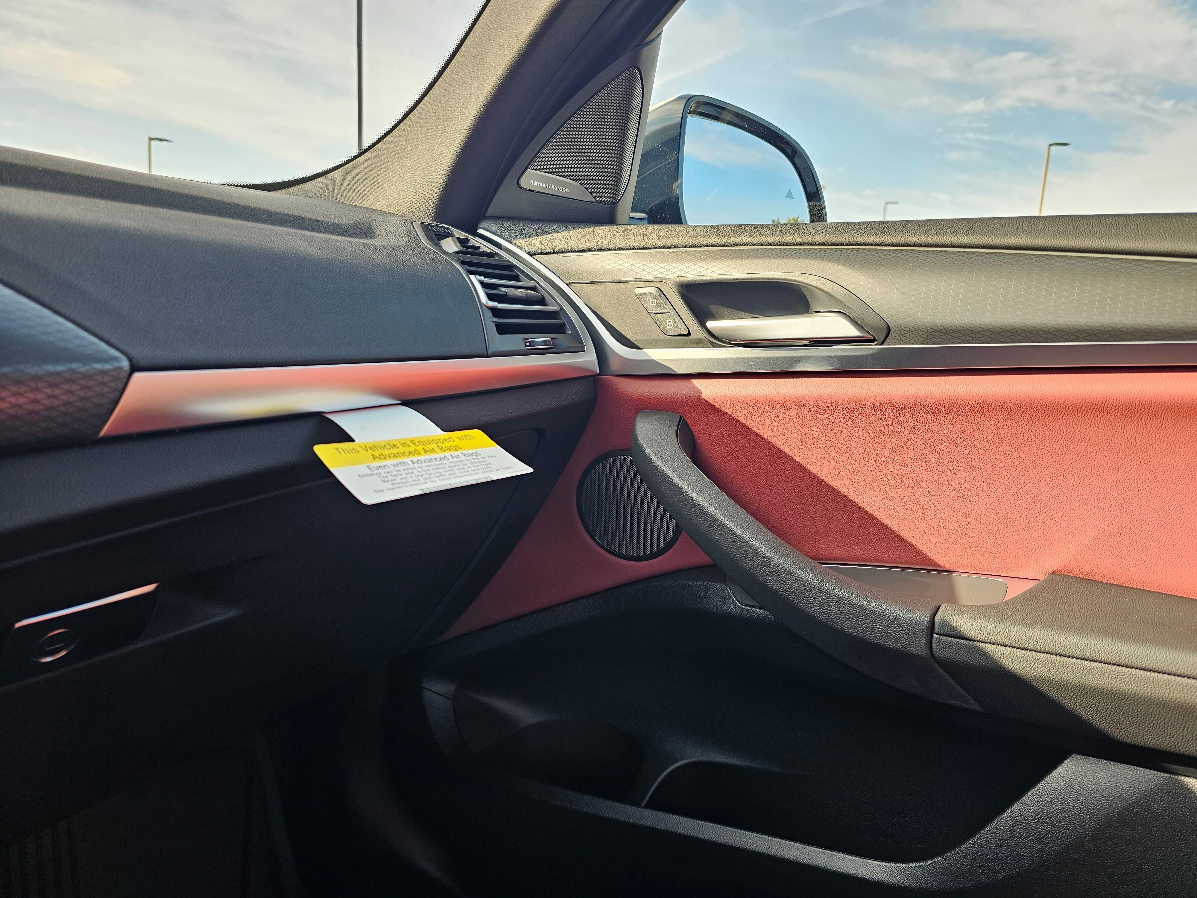 New 2025 BMW X4 xDrive30i w/ Premium Package image 26