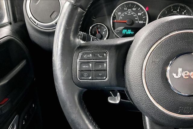 Used 2014 Jeep Wrangler Sahara w/ Connectivity Group AWD/4WD image 9