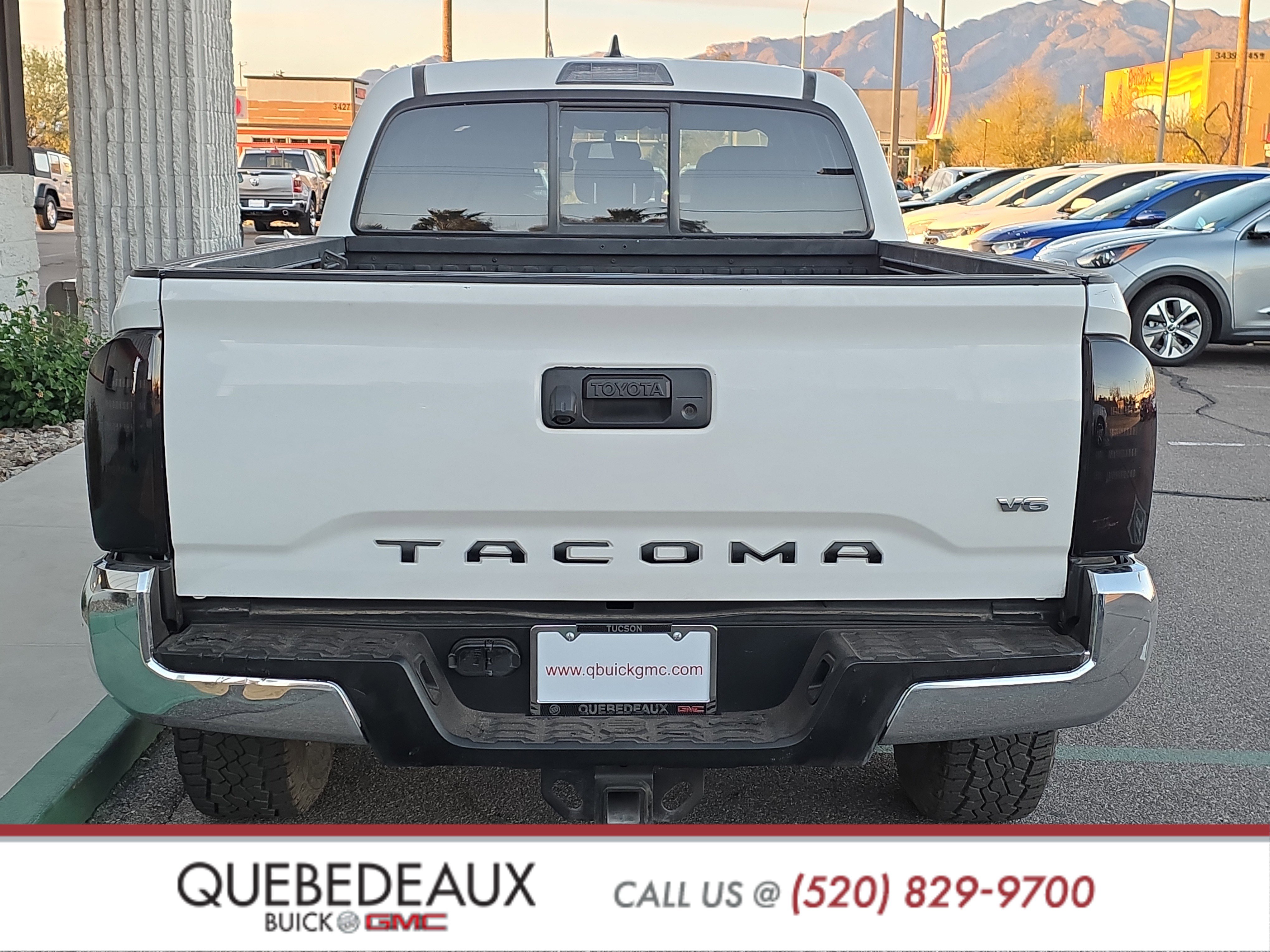 Used 2016 Toyota Tacoma TRD Off-Road w/ Towing Package AWD/4WD image 6
