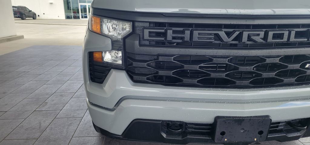 Used 2024 Chevrolet Silverado 1500 Custom w/ LPO, Dark Essentials Package RWD image 3
