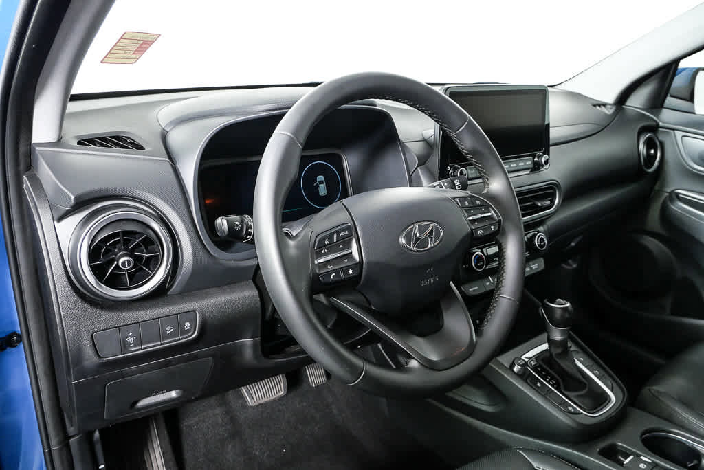 Used 2022 Hyundai Kona Limited image 4