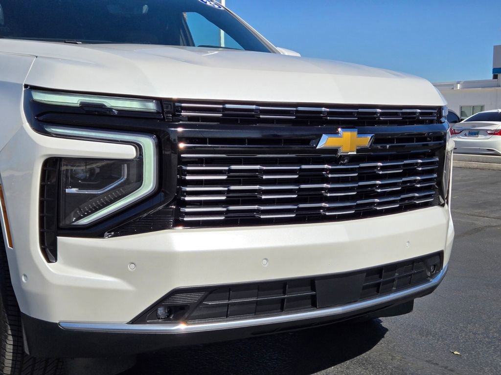 Used 2025 Chevrolet Tahoe High Country AWD/4WD image 8