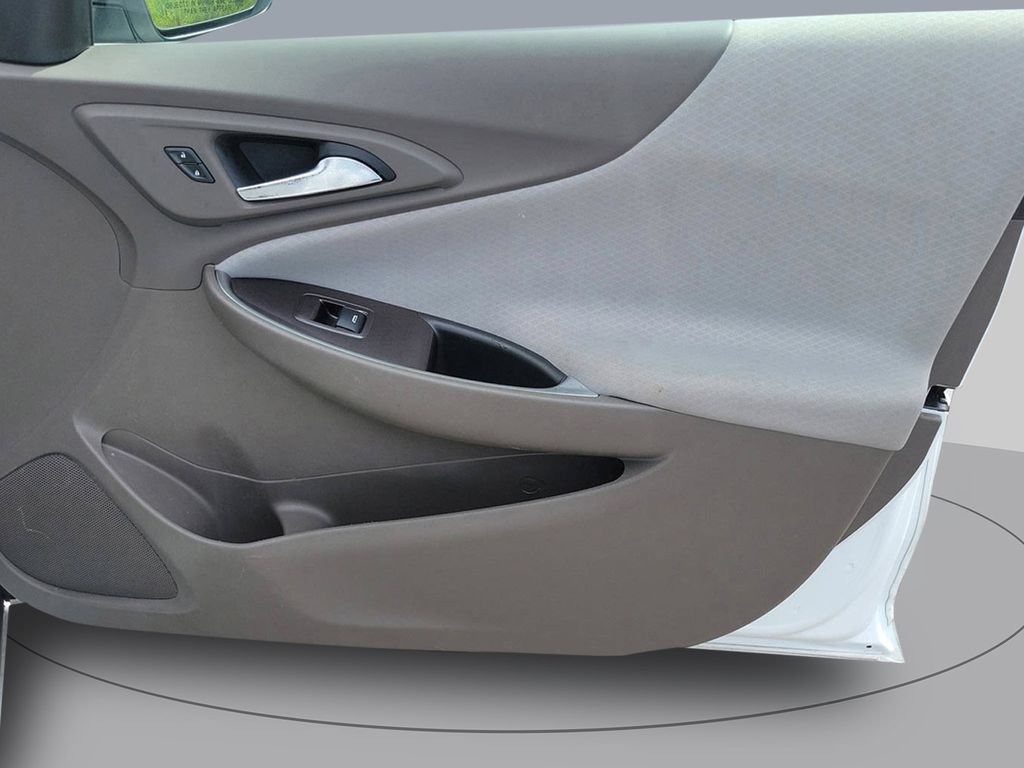 Used 2022 Chevrolet Malibu LT FWD image 37