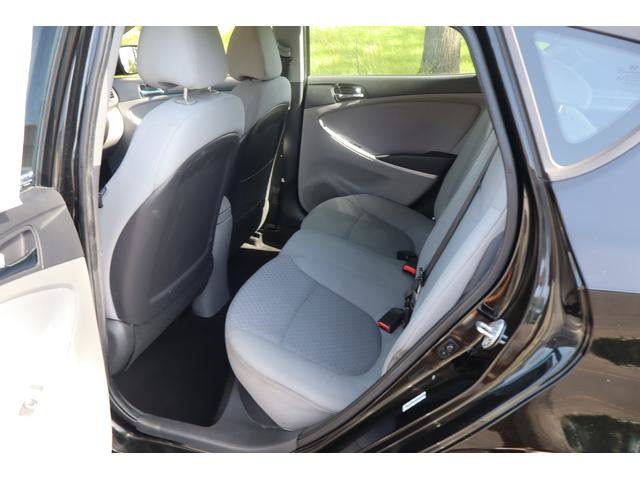 Used 2014 Hyundai Accent SE FWD image 10