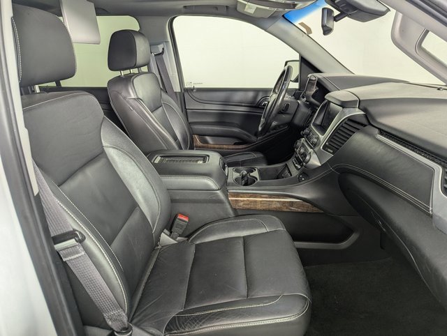 Used 2016 Chevrolet Suburban LT w/ Luxury Package image 24