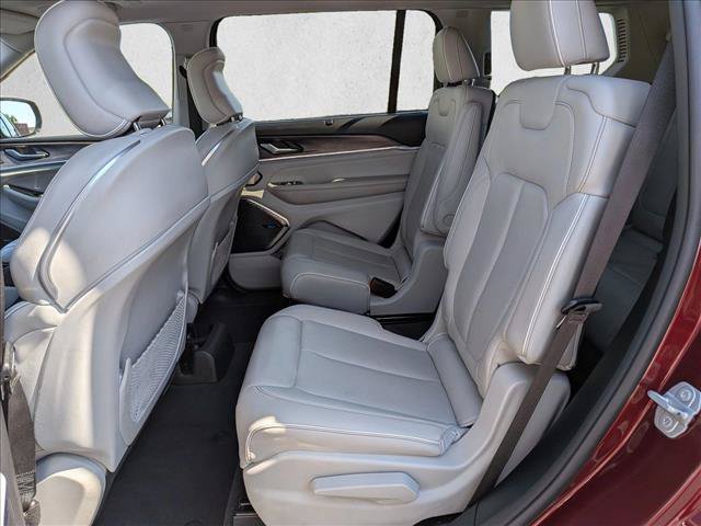 Used 2021 Jeep Grand Cherokee L Overland w/ Luxury Tech Group IV AWD/4WD image 18
