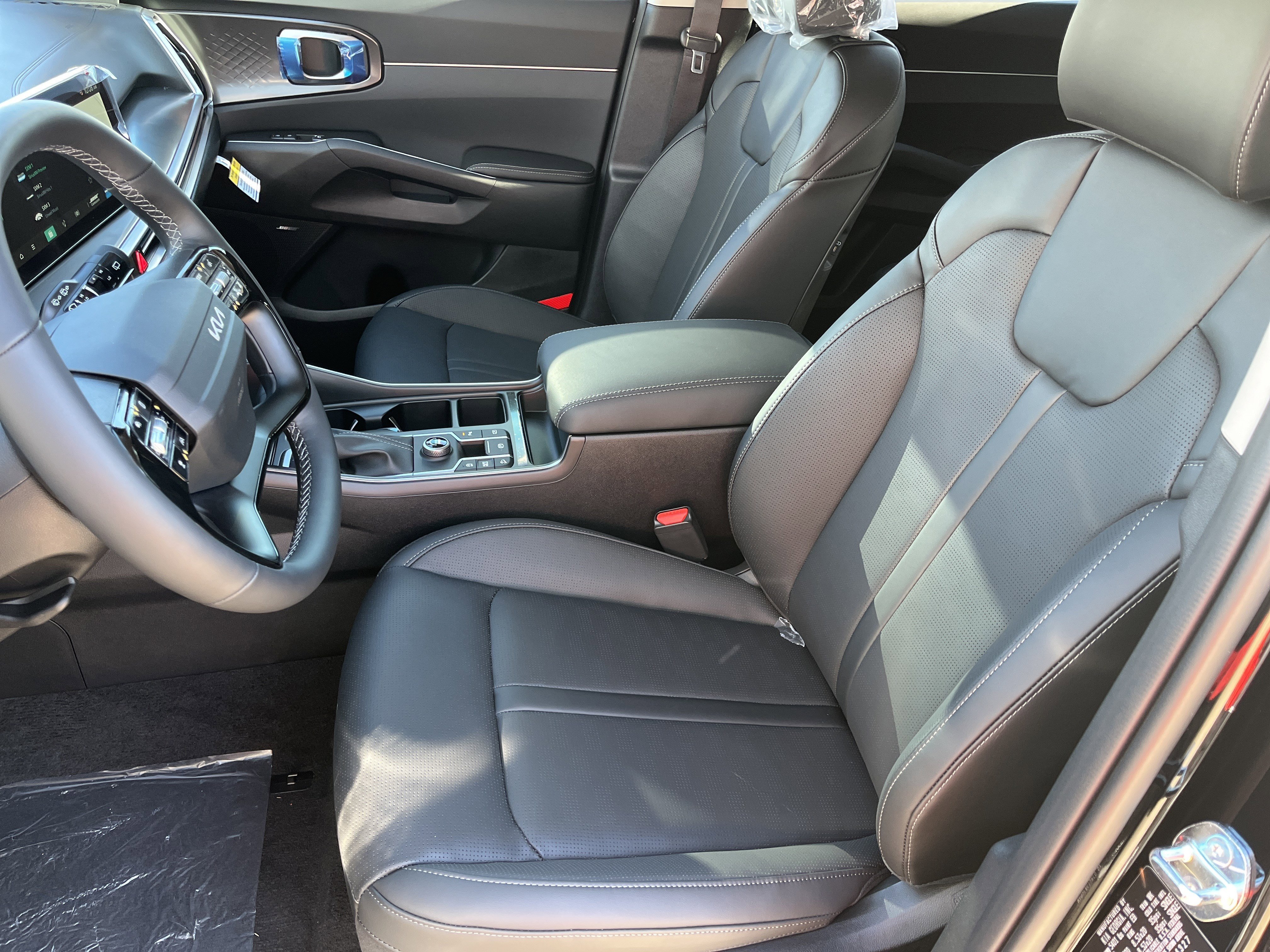 New 2026 Kia Sorento EX w/ EX Premium Package FWD image 17