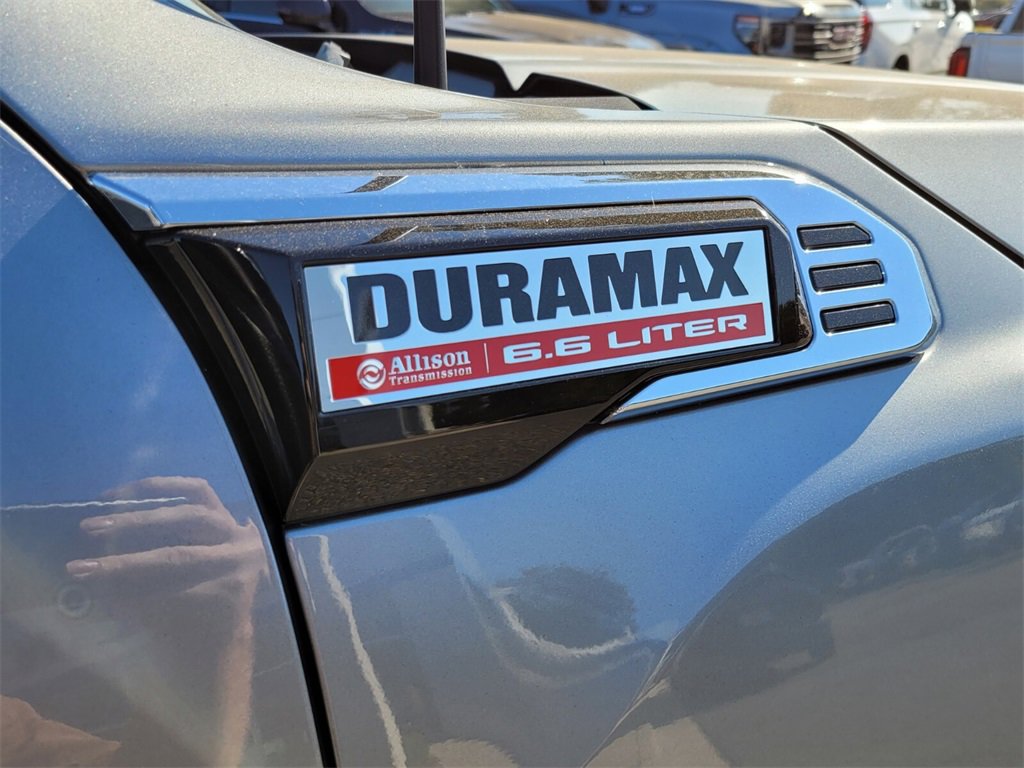 New 2025 GMC Sierra 2500 SLT image 13