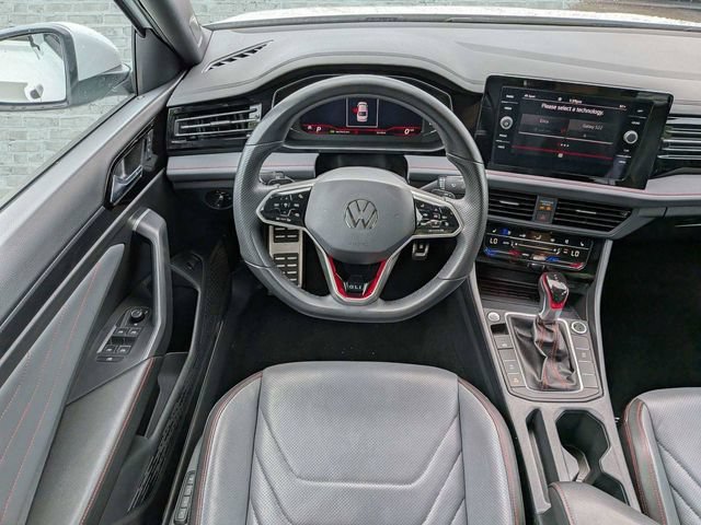 Certified 2025 Volkswagen Jetta GLI Autobahn FWD image 15