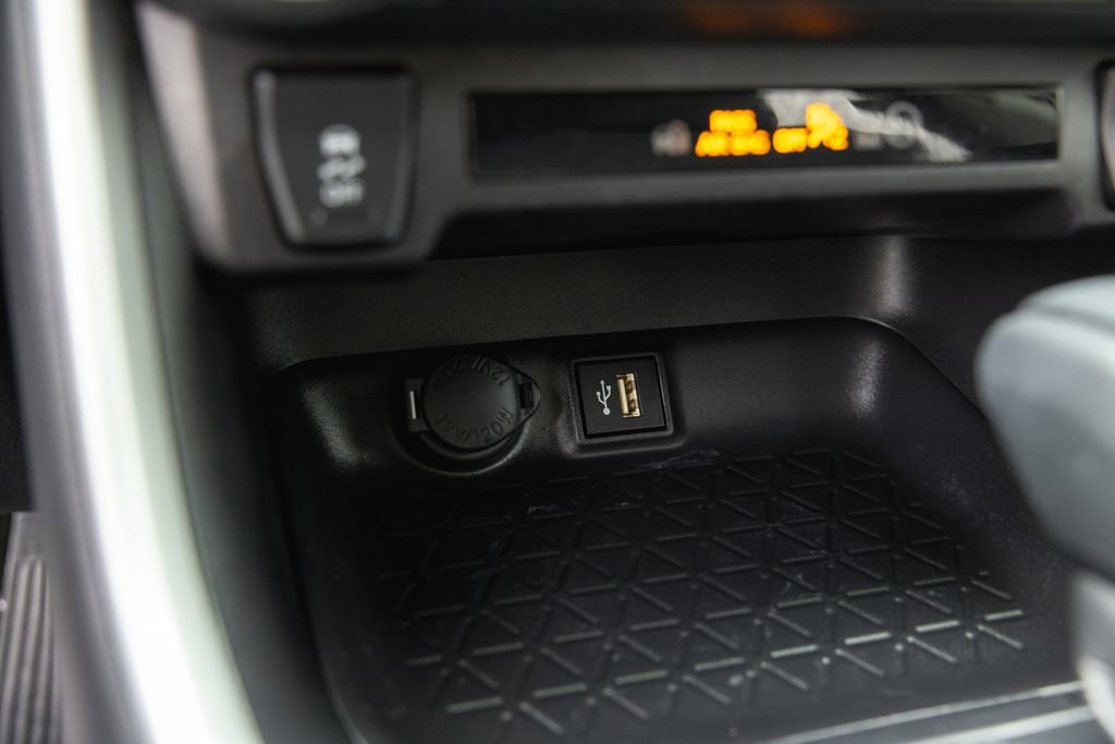 Certified 2025 Toyota RAV4 XLE FWD image 19