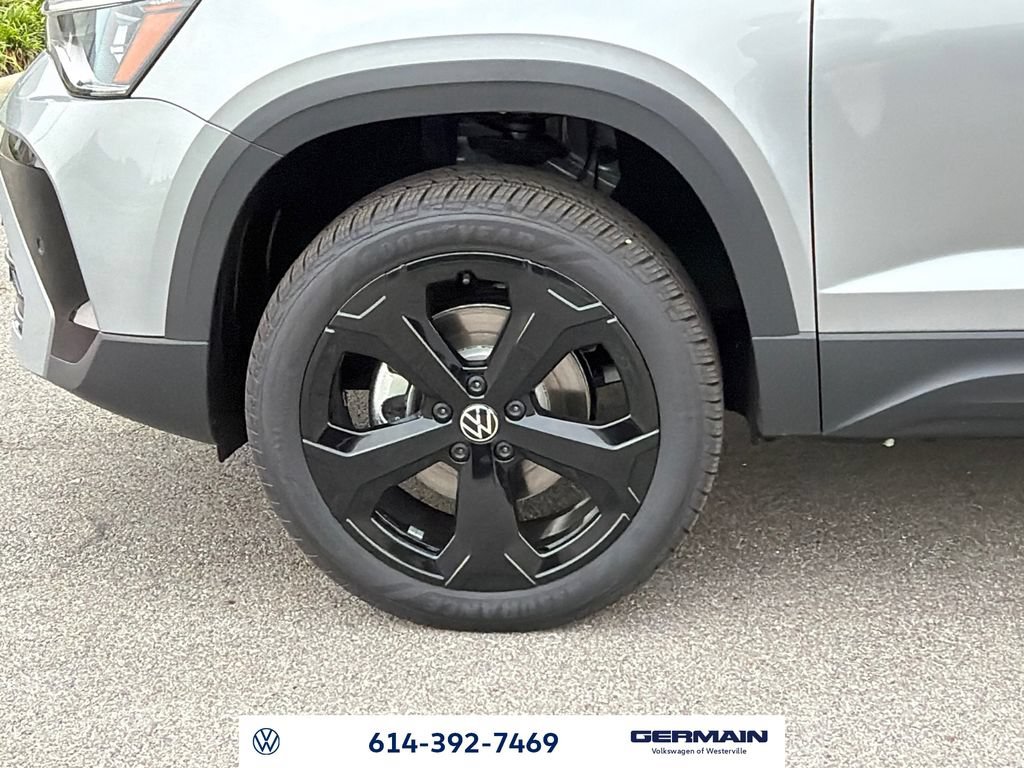 New 2026 Volkswagen Taos SEL AWD/4WD image 12