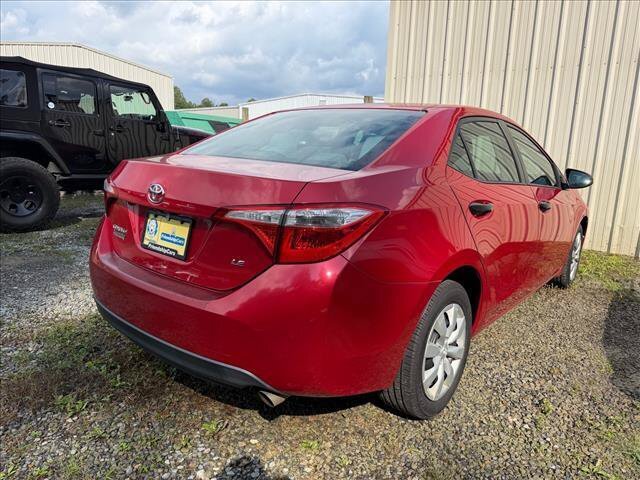 Used 2015 Toyota Corolla LE FWD image 14