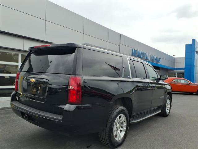 Used 2019 Chevrolet Suburban LT AWD/4WD image 7