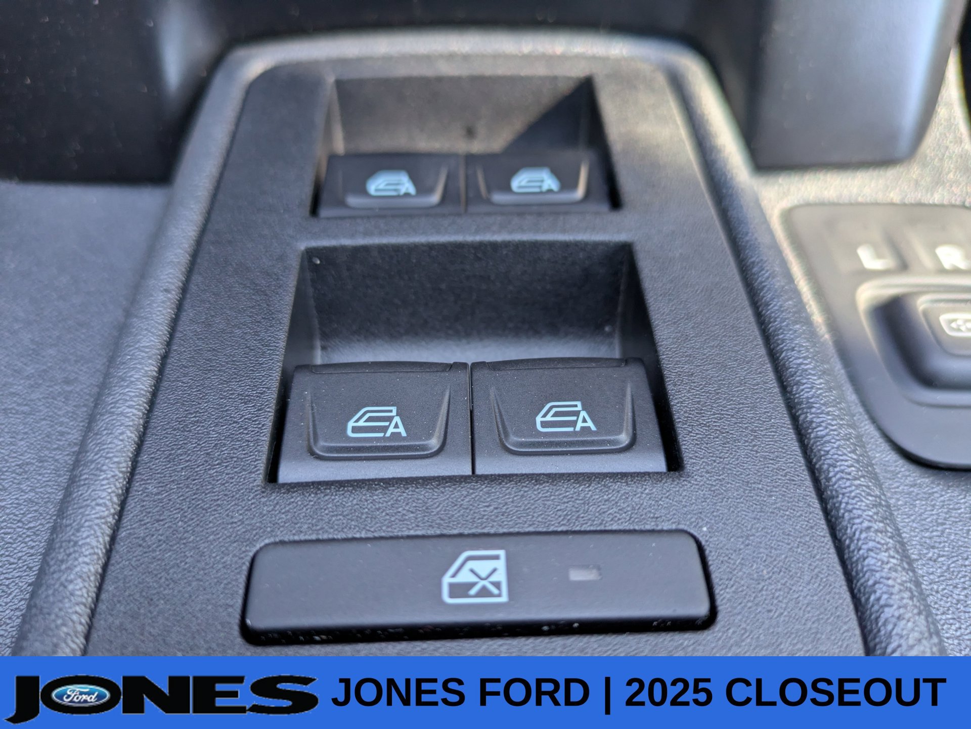 New 2025 Ford Bronco Big Bend AWD/4WD image 28