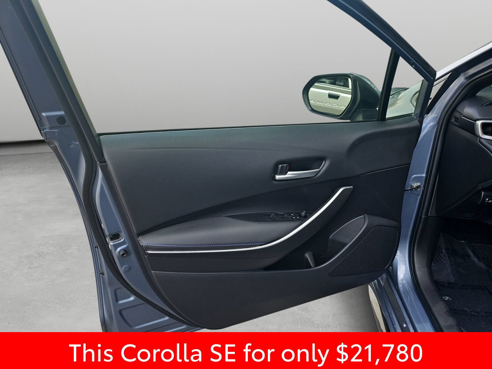 Used 2022 Toyota Corolla SE FWD image 34