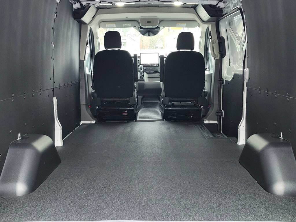 New 2026 Ford Transit 350 148 Low Roof w/ Load Area Protection Package RWD image 29