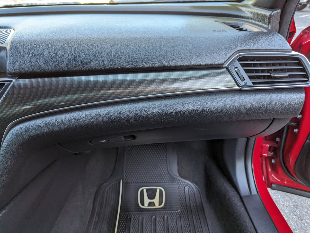 Used 2020 Honda Accord Sport image 32