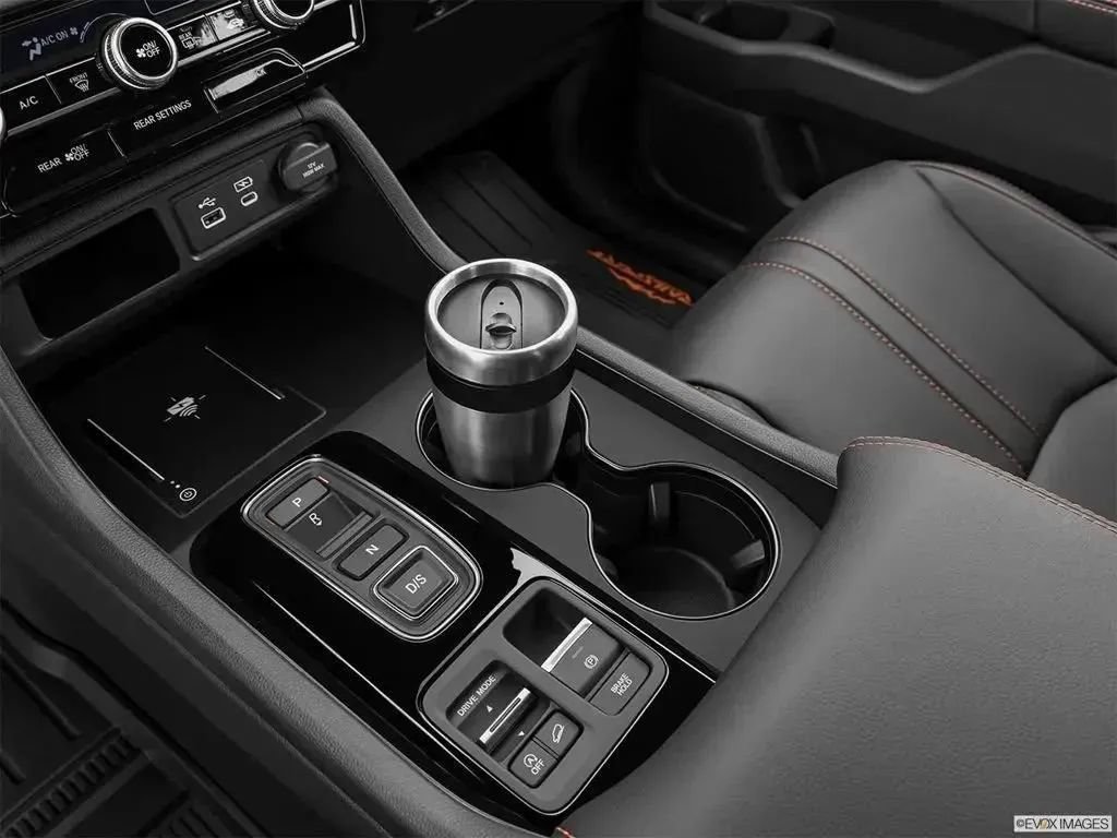New 2026 Honda Pilot TrailSport image 38