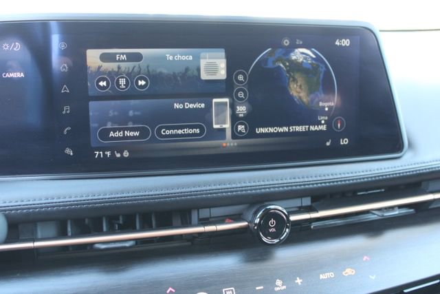 Used 2025 Nissan Ariya FWD image 25