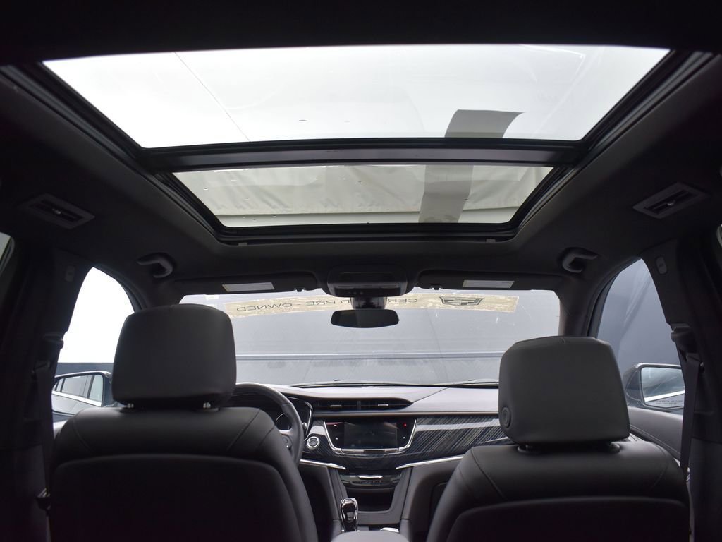 Certified 2024 Cadillac XT6 Premium Luxury w/ LPO, Floor Liner Package image 27