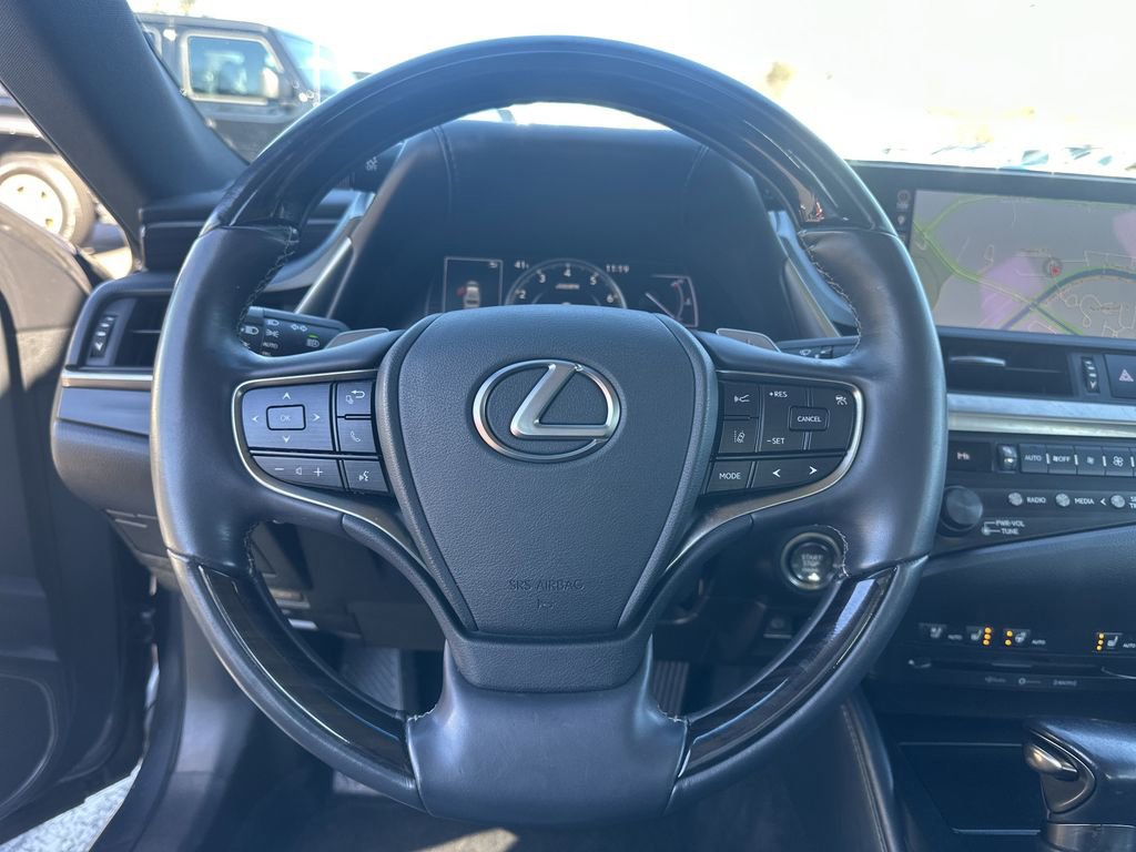 Used 2019 Lexus ES 350 w/ Premium Package image 12