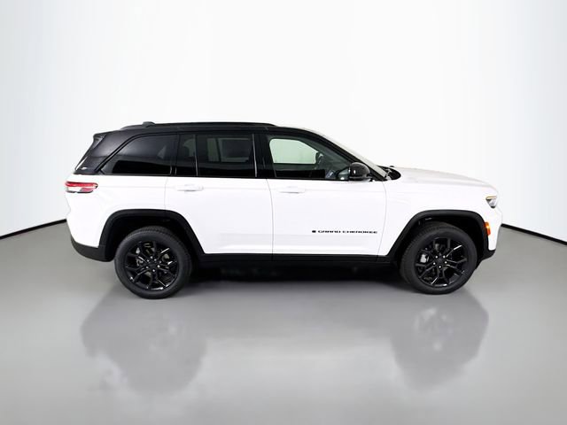 New 2025 Jeep Grand Cherokee Limited image 8